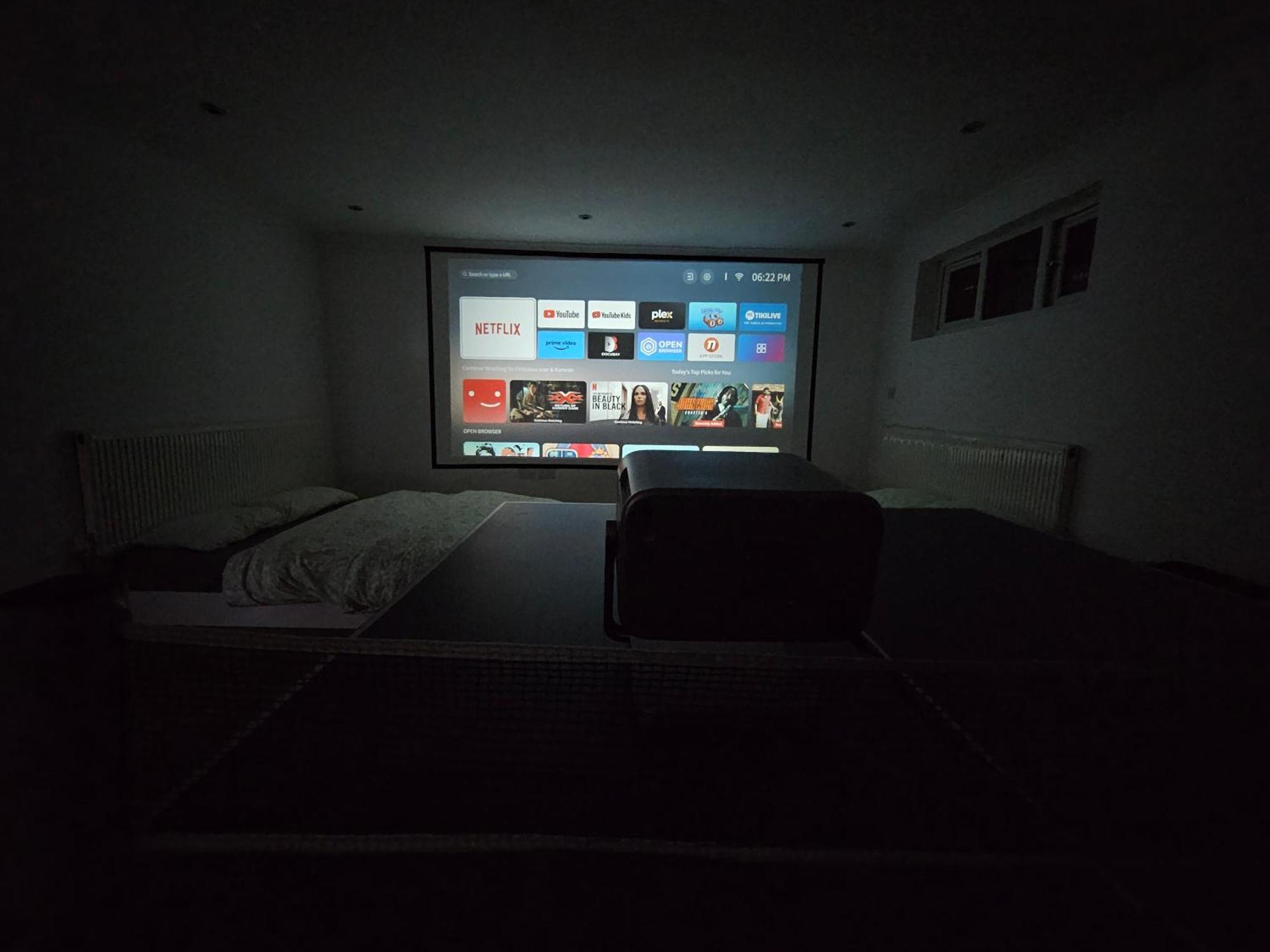 Large Annexe With Games Room Pool Table Ping Pong Air Hockey Movie Projector Windsor Exteriör bild